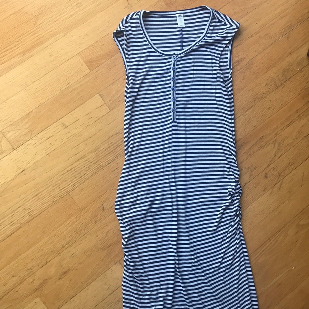 Old Navy Maternity Maxi Dress